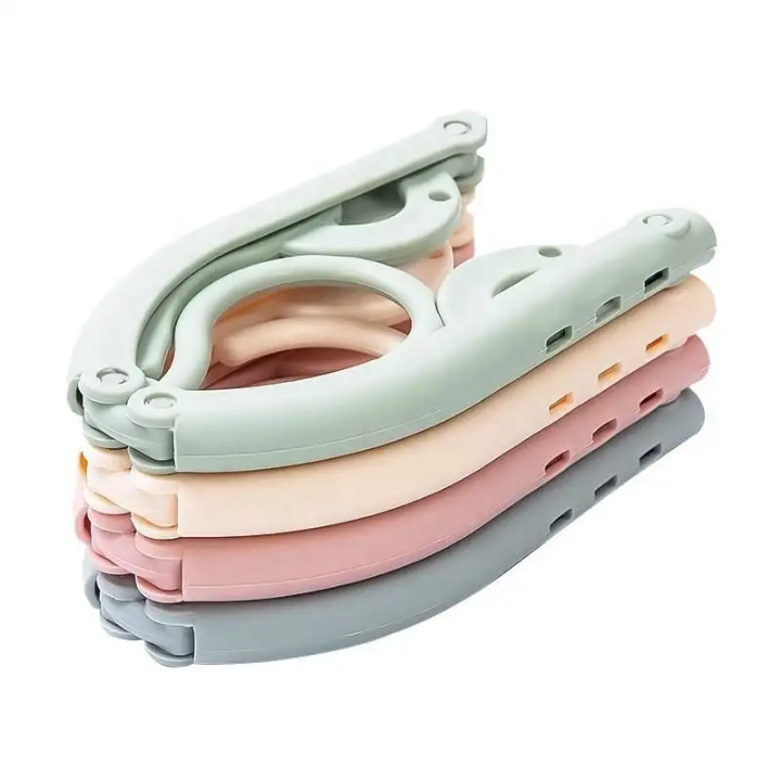 Travel-Friendly Folding Hanger 4pcs